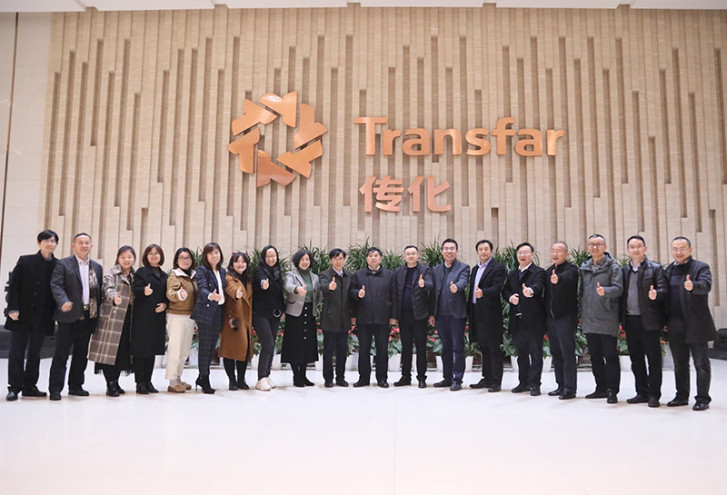 推動產(chǎn)學(xué)研深度合作，形成創(chuàng)新合力 ——山東產(chǎn)學(xué)研代表團來訪傳化化學(xué)