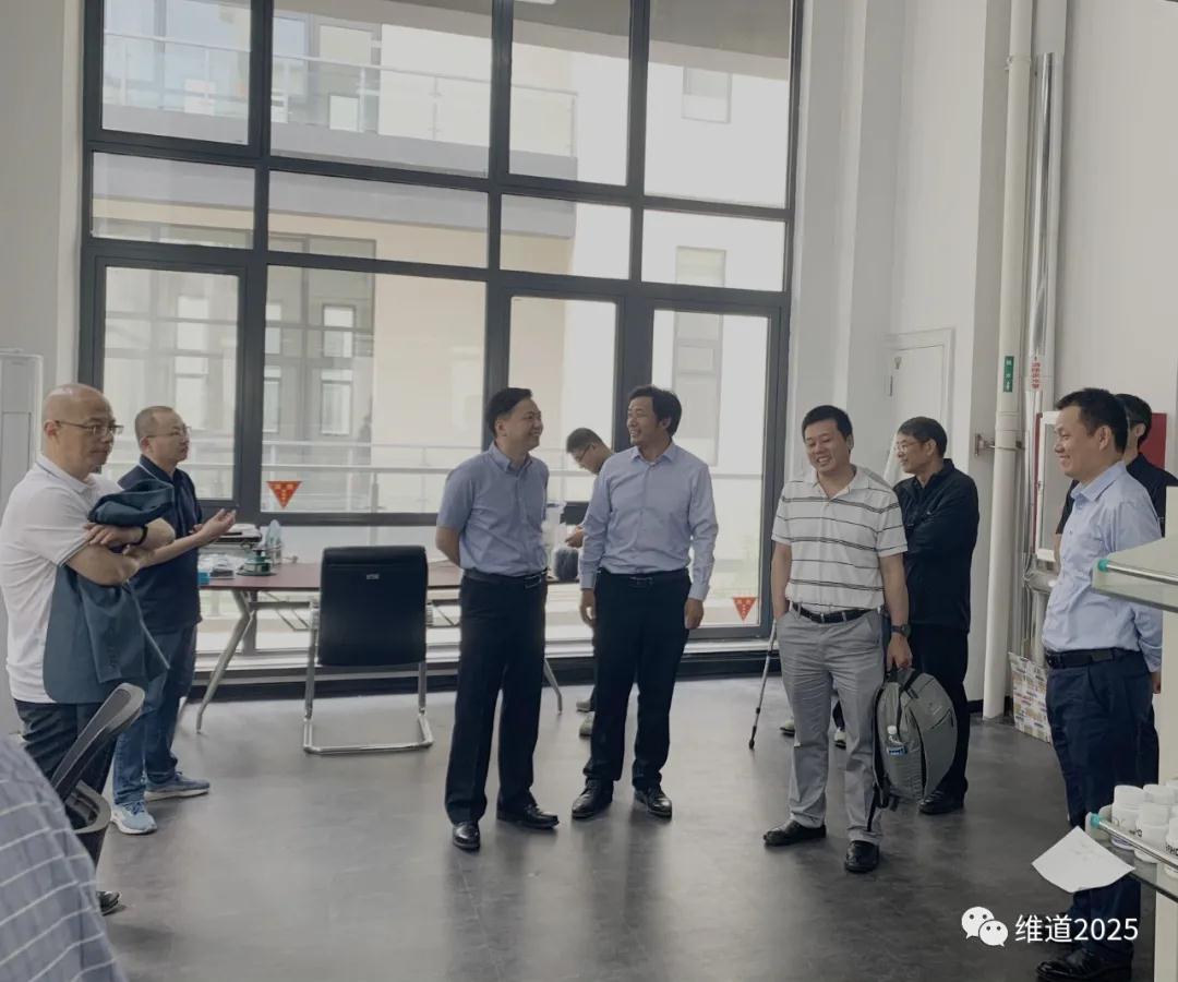 張大省教授在青島新維紡織研究院會(huì)晤各方來賓